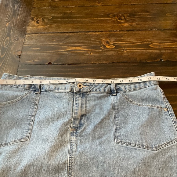 Cato Classic Blue Denim Skirt great condition. - Picture 4 of 7